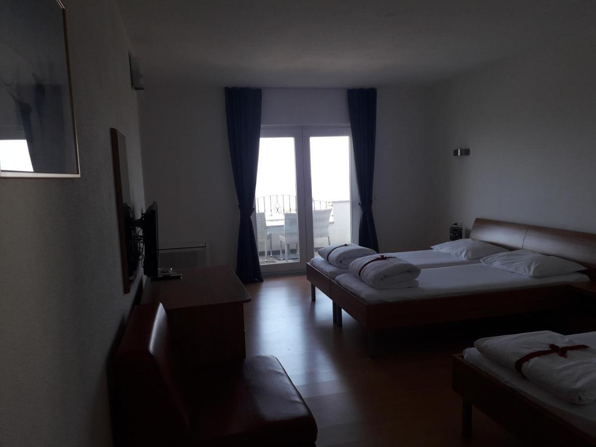 גראדאץ Hotel Lukas מראה חיצוני תמונה